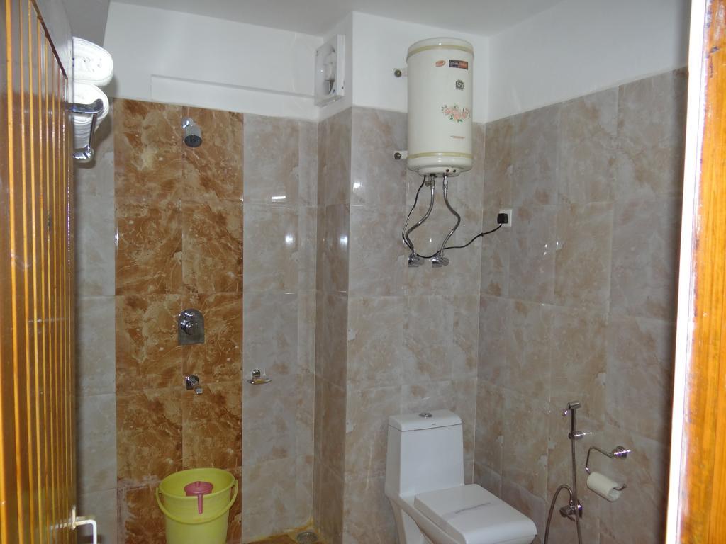 דרמסאלה Hotel Natraj Manali חדר תמונה