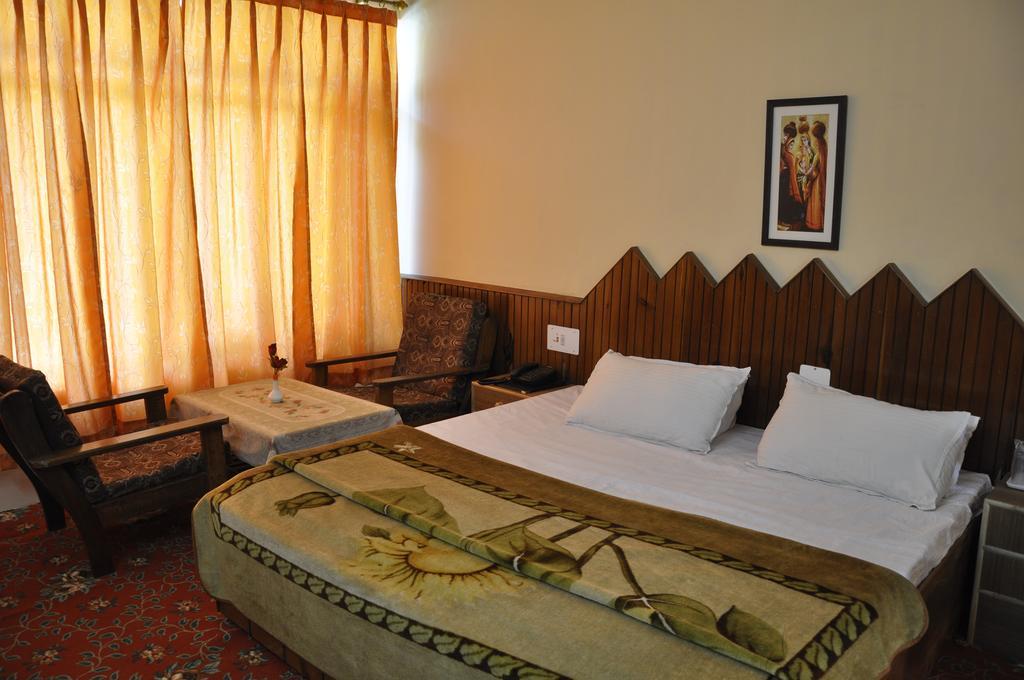 דרמסאלה Hotel Natraj Manali חדר תמונה