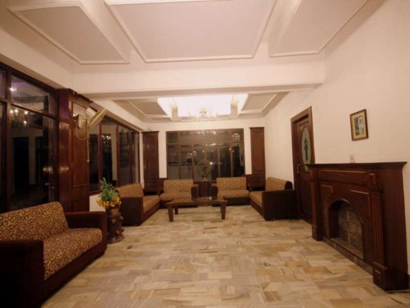 דרמסאלה Hotel Natraj Manali מראה חיצוני תמונה
